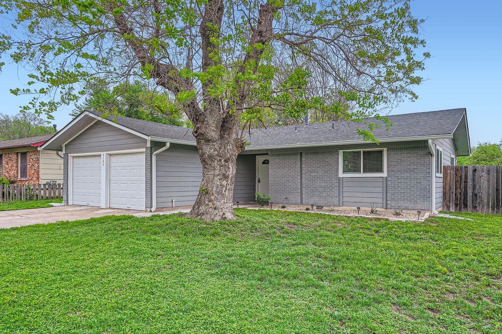 9705 Oriole DR, Austin, TX 78753