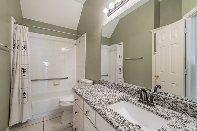 203 Arbor Park Drive, Euless, TX 76039