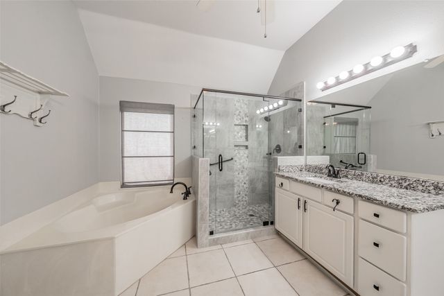 203 Arbor Park Drive, Euless, TX 76039