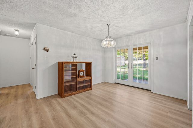 904 Spanish Trail Drive, Granbury, TX 76048