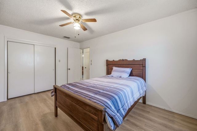 904 Spanish Trail Drive, Granbury, TX 76048