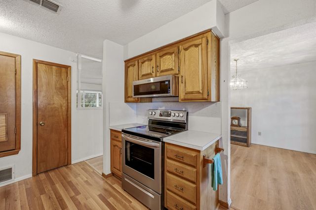 904 Spanish Trail Drive, Granbury, TX 76048
