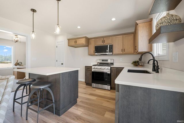 10923 Oaklynn Reserve Boulevard, Fort Wayne, IN 46835