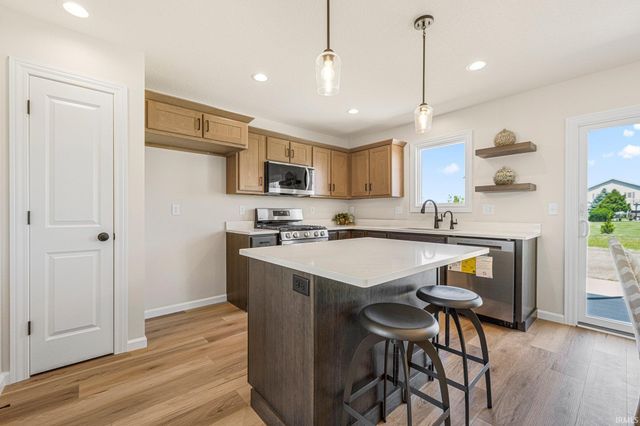 10923 Oaklynn Reserve Boulevard, Fort Wayne, IN 46835