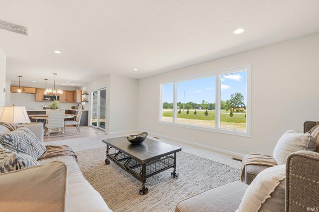 10923 Oaklynn Reserve Boulevard, Fort Wayne, IN 46835