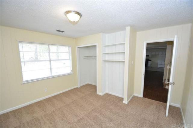 6313 Senate Drive, Little Rock, AR 72209