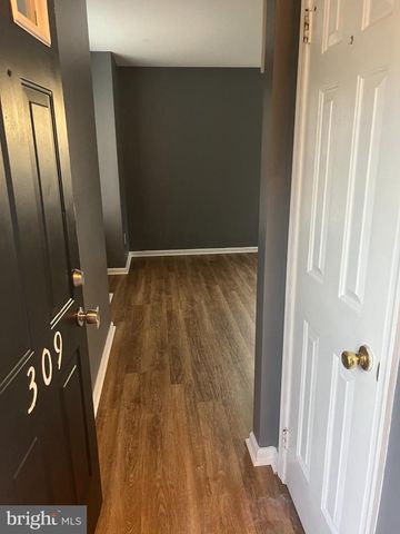 309 KENNEDY DR, Downingtown, PA 19335