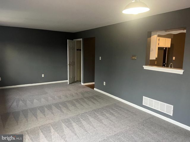 309 KENNEDY DR, Downingtown, PA 19335