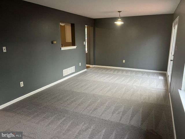 309 KENNEDY DR, Downingtown, PA 19335