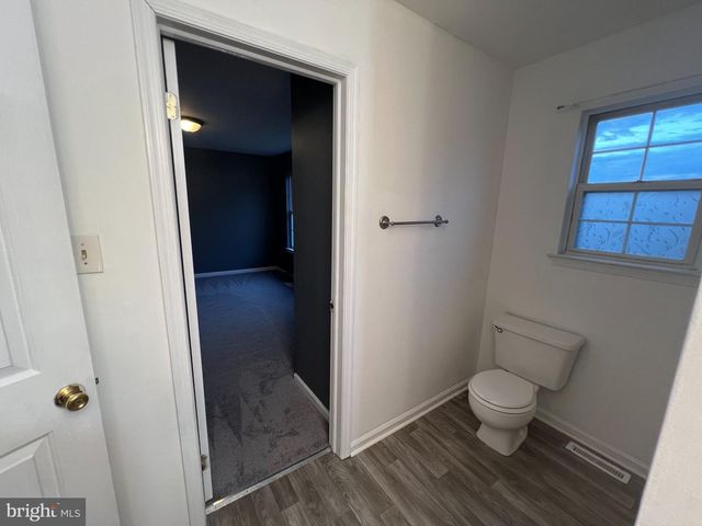 309 KENNEDY DR, Downingtown, PA 19335