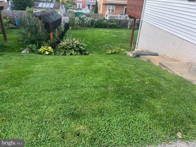 309 KENNEDY DR, Downingtown, PA 19335