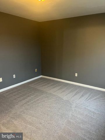 309 KENNEDY DR, Downingtown, PA 19335
