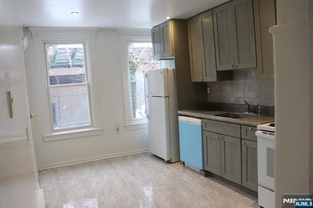 205 Clinton Street 1, East Orange, NJ 07017