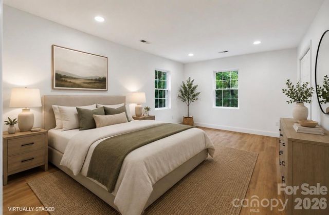 523 Biltmore Street, Mooresville, NC 28115