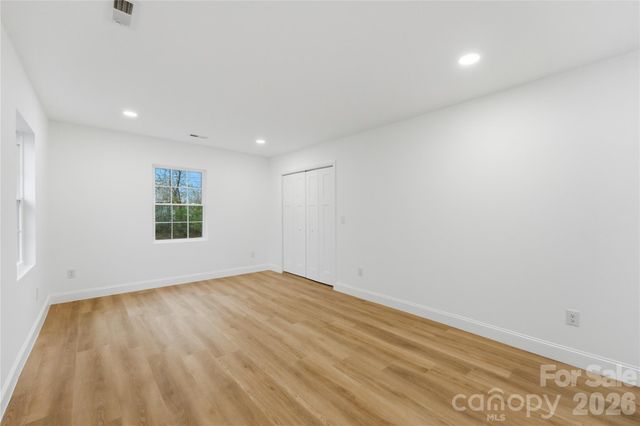 523 Biltmore Street, Mooresville, NC 28115