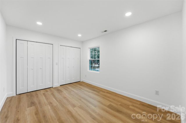 523 Biltmore Street, Mooresville, NC 28115