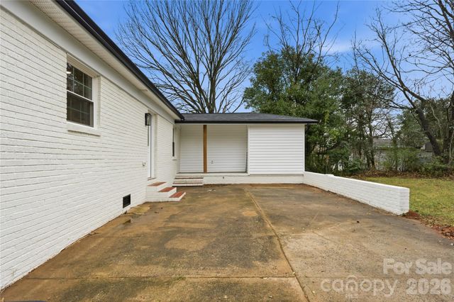 523 Biltmore Street, Mooresville, NC 28115