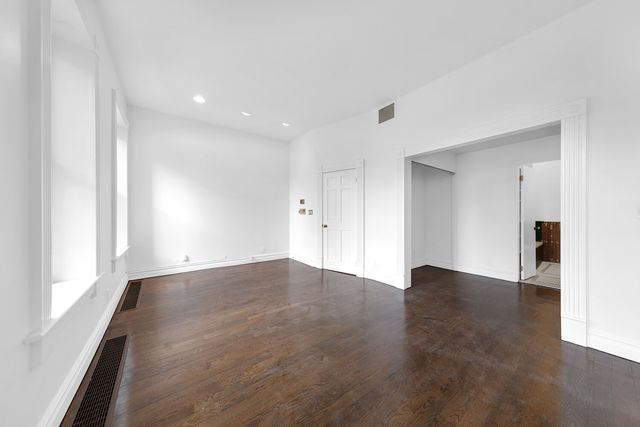 318 E 120TH Street, New York City, NY 10035