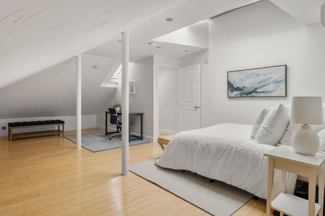 178 Hyde Park Ave 3, Boston, MA 02130