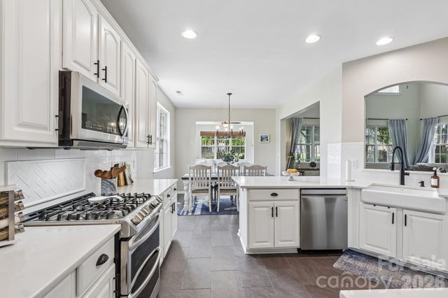 13713 Delstone Drive, Huntersville, NC 28078