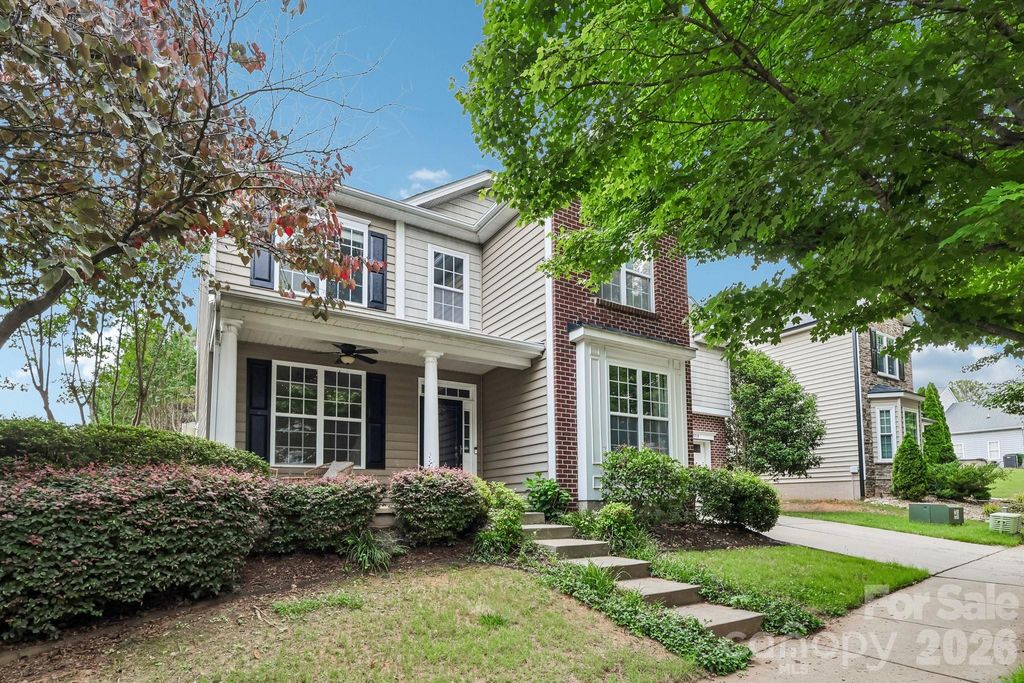 13713 Delstone Drive, Huntersville, NC 28078