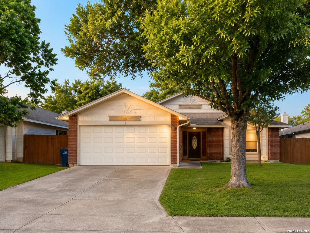 13210 LARKPLACE DR, San Antonio, TX 78233
