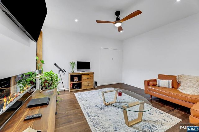 755 Anderson Avenue 5i, Cliffside Park, NJ 07010