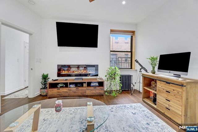 755 Anderson Avenue 5i, Cliffside Park, NJ 07010