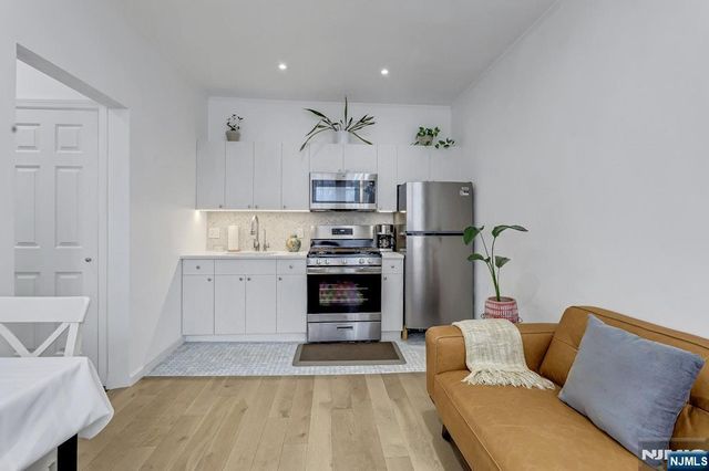 755 Anderson Avenue 5i, Cliffside Park, NJ 07010