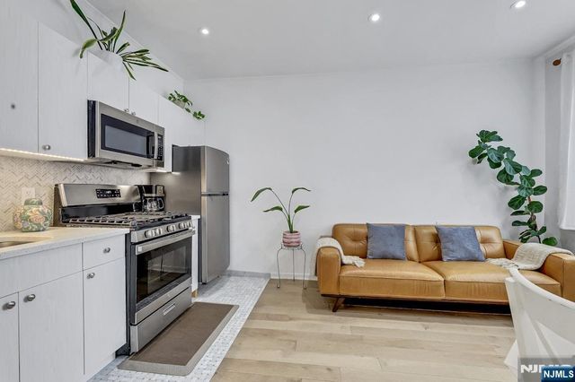 755 Anderson Avenue 5i, Cliffside Park, NJ 07010