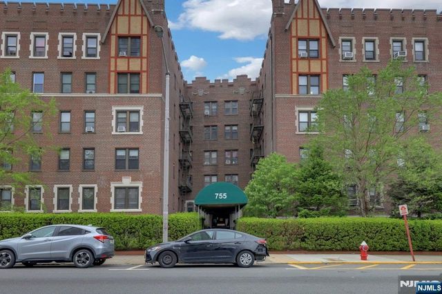 755 Anderson Avenue 5i, Cliffside Park, NJ 07010