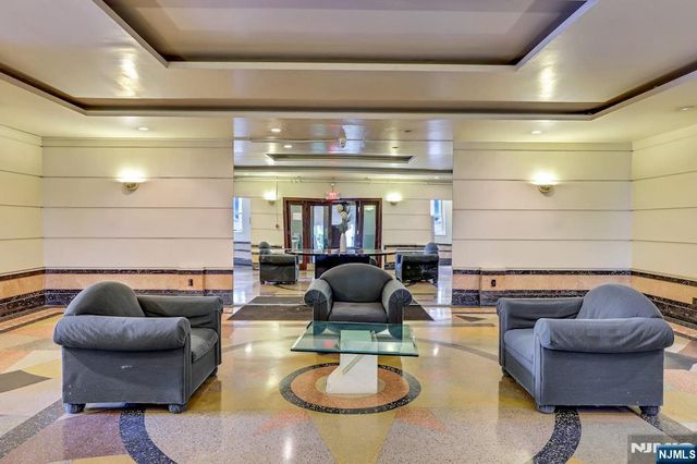 755 Anderson Avenue 5i, Cliffside Park, NJ 07010