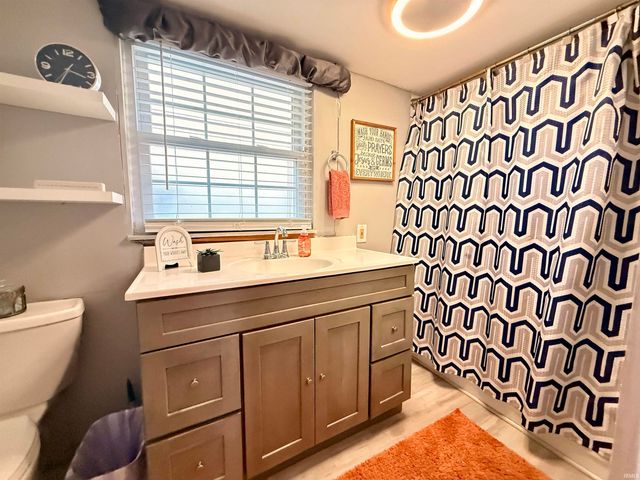 3300 W Michigan Street, Evansville, IN 47712