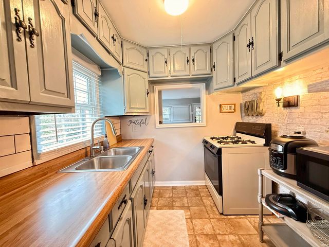 3300 W Michigan Street, Evansville, IN 47712