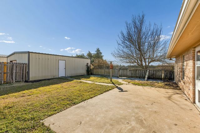 8049 County Road 1084, Greenville, TX 75401