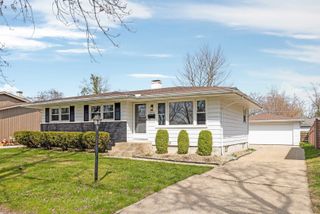 18901 Ridgewood Avenue, Lansing, IL 60438