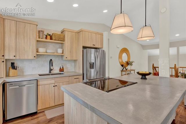 6539 E Gambol Quail Drive, Colorado Springs, CO 80918