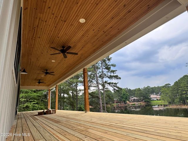 16 Overpeck Lane, Pinehurst, NC 28374