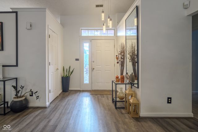 7648 Trophy Club Drive S, Indianapolis, IN 46214