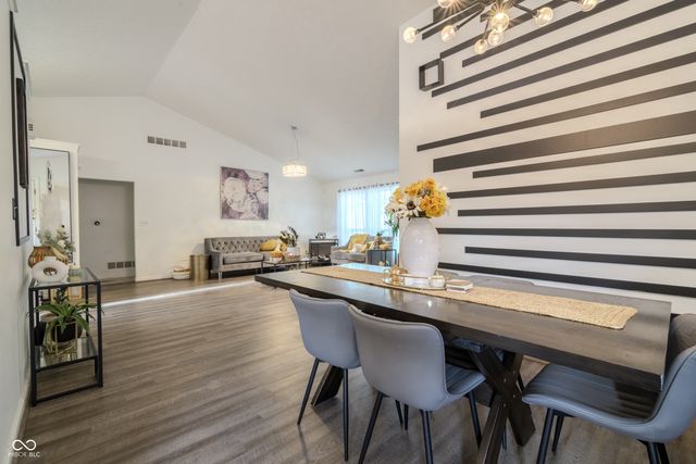 7648 Trophy Club Drive S, Indianapolis, IN 46214