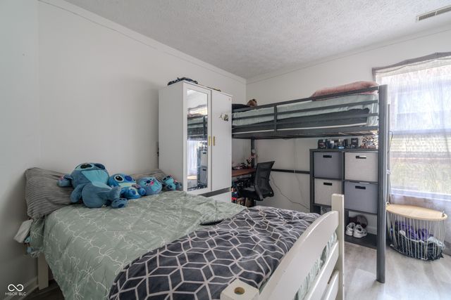 7648 Trophy Club Drive S, Indianapolis, IN 46214