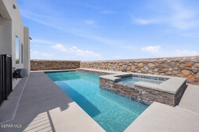 7325 ENCHANTED STAR Drive, El Paso, TX 79911