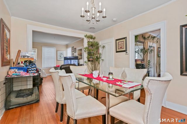 877 White Plains Road, Trumbull, CT 06611