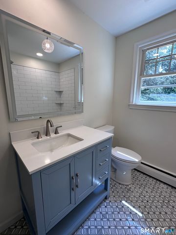 10 Indian Hill Road, North Branford, CT 06472