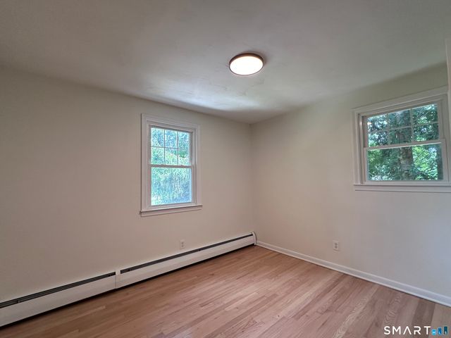 10 Indian Hill Road, North Branford, CT 06472