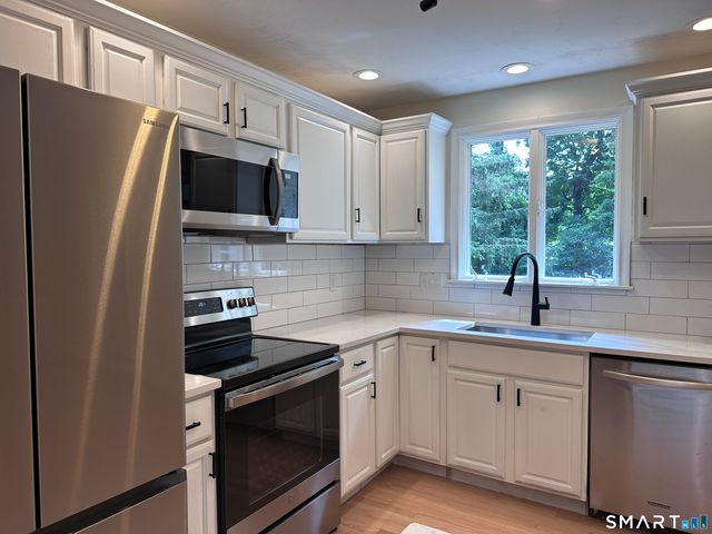 10 Indian Hill Road, North Branford, CT 06472