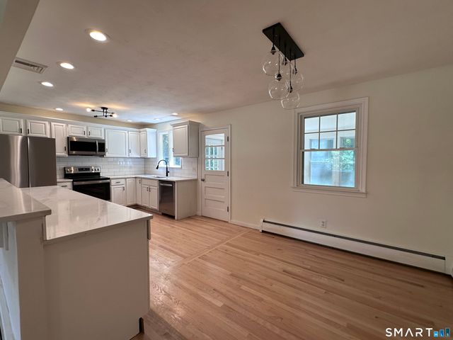 10 Indian Hill Road, North Branford, CT 06472