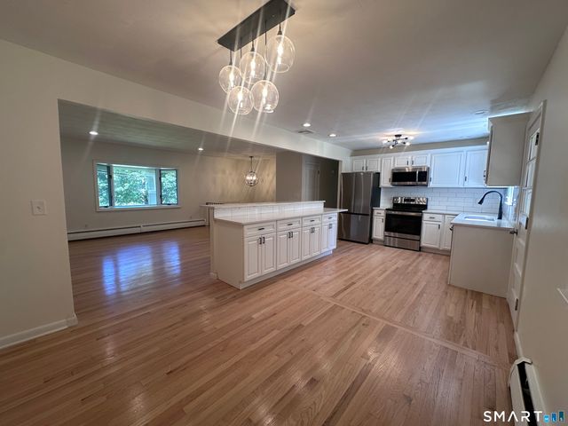 10 Indian Hill Road, North Branford, CT 06472