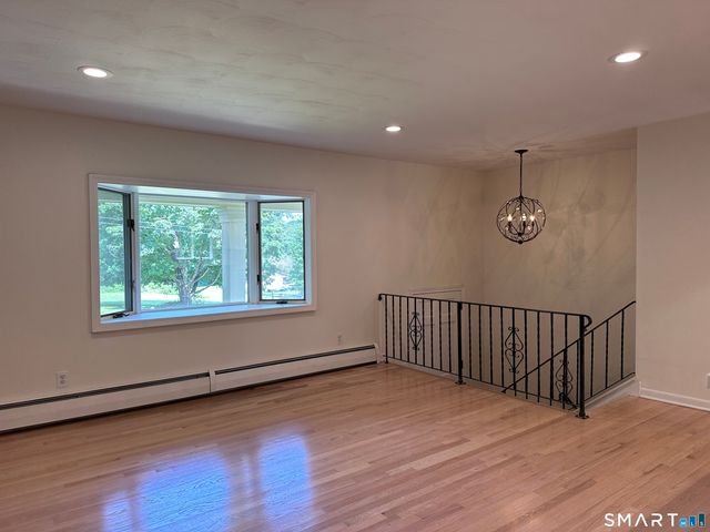 10 Indian Hill Road, North Branford, CT 06472