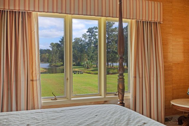 1554 Pinopolis Road, Moncks Corner, SC 29461